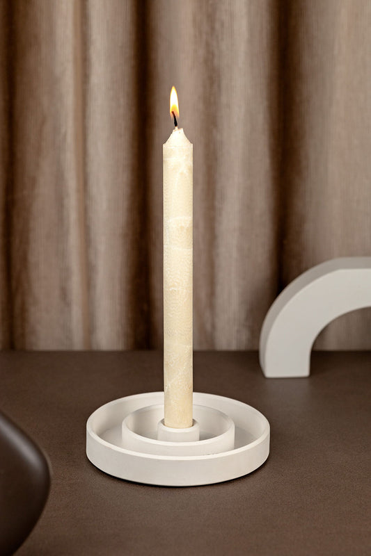 Kvepiančios stalo žvakės „Romanė” baltos spalvos - vanilės kvapo (6 vnt.)