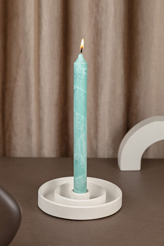 Kvepiančios stalo žvakės „Romanė” turkio spalvos - cinamono kvapo (6 vnt.)