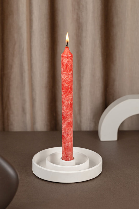 Kvepiančios stalo žvakės „Romanė” raudonos spalvos - vaisių ir uogų, cinamono bei vanilės aromato (6 vnt.)