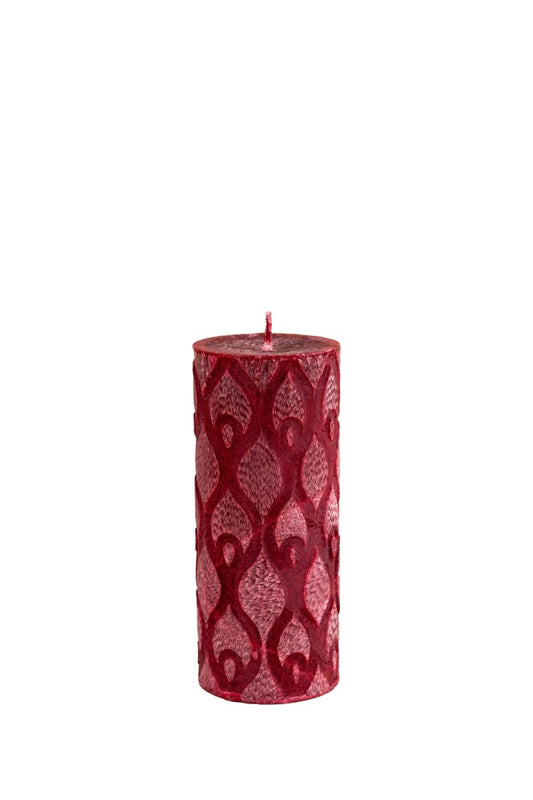Cilindro formos kvepianti žvakė su ornamentu, bordo spalvos, granatų kvapo (50/120mm)