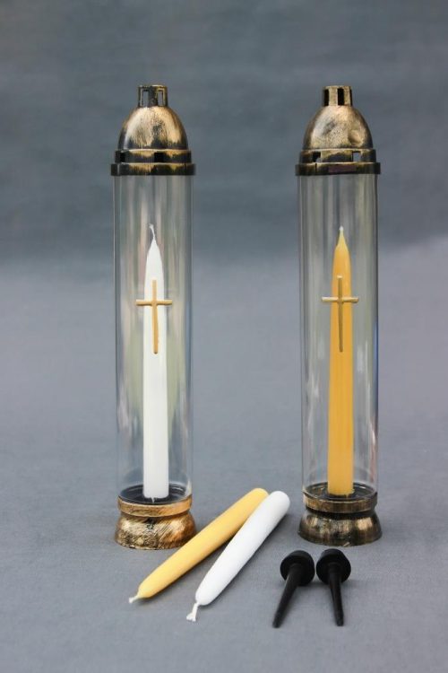 Baltos arba geltonos spalvos Kapų žvakė "Senoji tradicija", primena senąsias tradicijas, žvakė daugkartinio naudojimo (pakeitimui naudojama Žvakė "Tradicinė+).