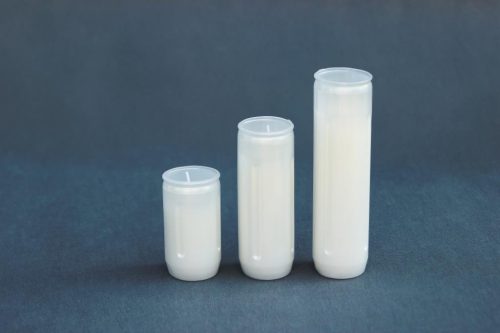 trijų dydžių žvakė įdėklas, diametras 50 mm, aukščiai - 100 mm, 140 mm, 180 mm, pakuotėje 35 vnt.